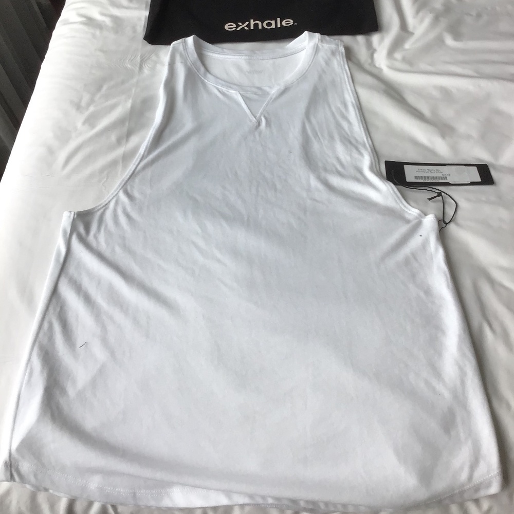 NWT White Tank Top With Bag